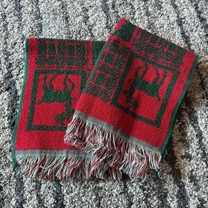 Vtg Shula for Renaissance CHRISTMAS BATH HAND TOWEL Israel Egyptian Cotton Red